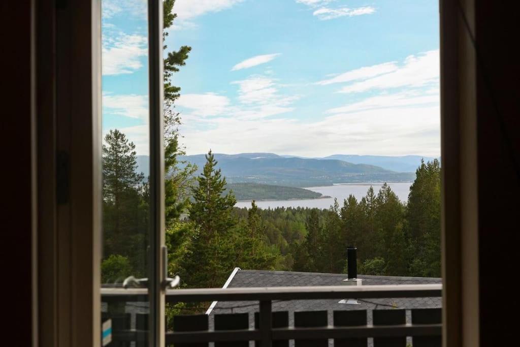 Hytte I Flott Natur Alta Exterior foto